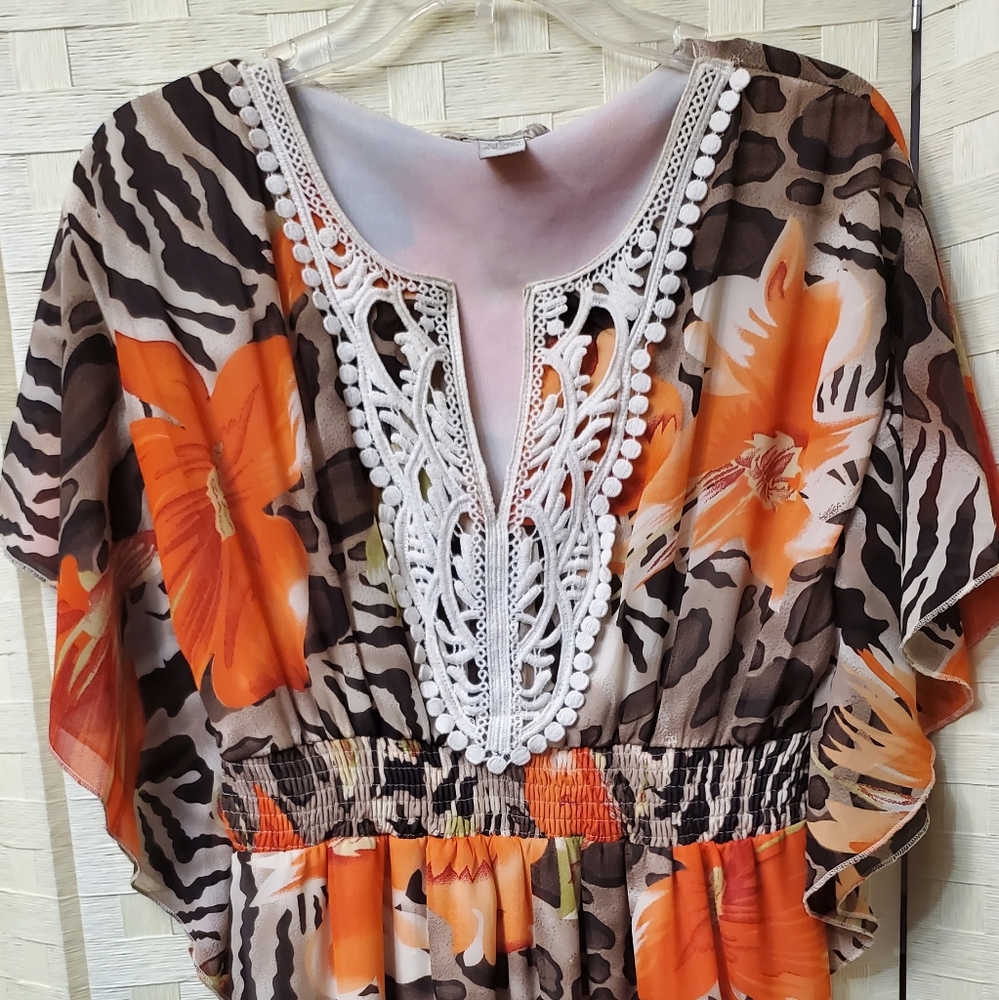 Fun & Flirt printed short dress, warm colors (orange, browns,and beige Size L